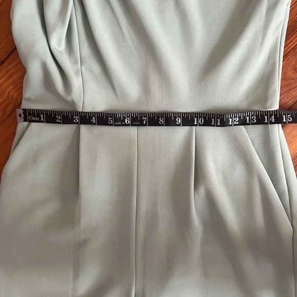 NWT Calvin Klein Sage Green Jumpsuit With Gathered Shoulder Detail - Size 6 - Picture 10 of 11